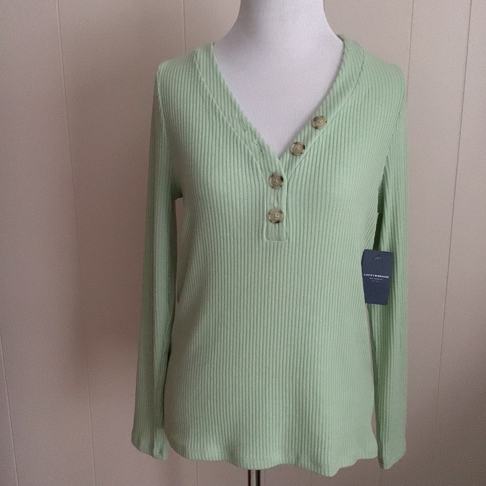 NWT LUCKY BRAND WOMENS SWEATER~SIZE MEDIUM~POLYESTER BLEND ~ LIGHT GREEN